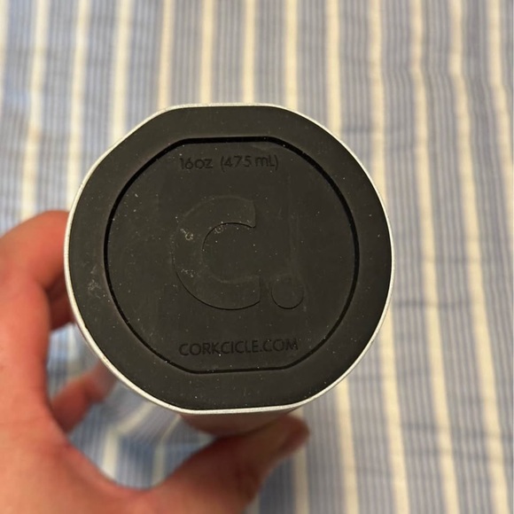 Corkcicle Iridescent Silver Bottle - Picture 5 of 5